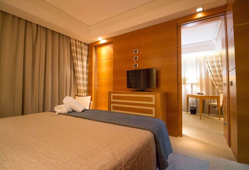 סוויטת ג'וניור, Papillo Hotels & Resorts Roma