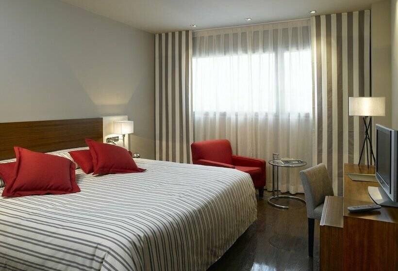 Номер Стандарт, Sercotel Ciutat De Montcada