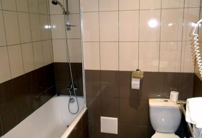 Номер Стандарт Трехместный, Hôtel Du Portalet