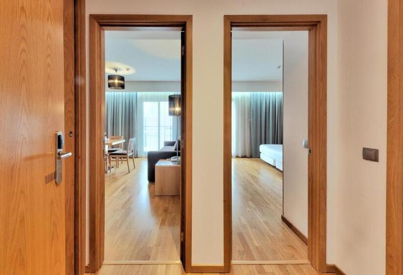 Апартаменты 1 Спальня, Lux Fatima Park   Hotel, Suites & Residence