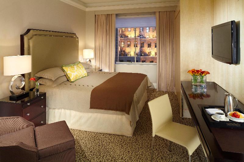 اتاق لوکس با تخت بزرگ, Omni Berkshire Place