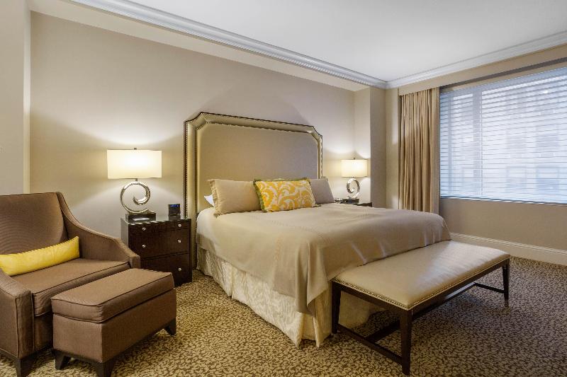 Premium Room City View, Omni Berkshire Place