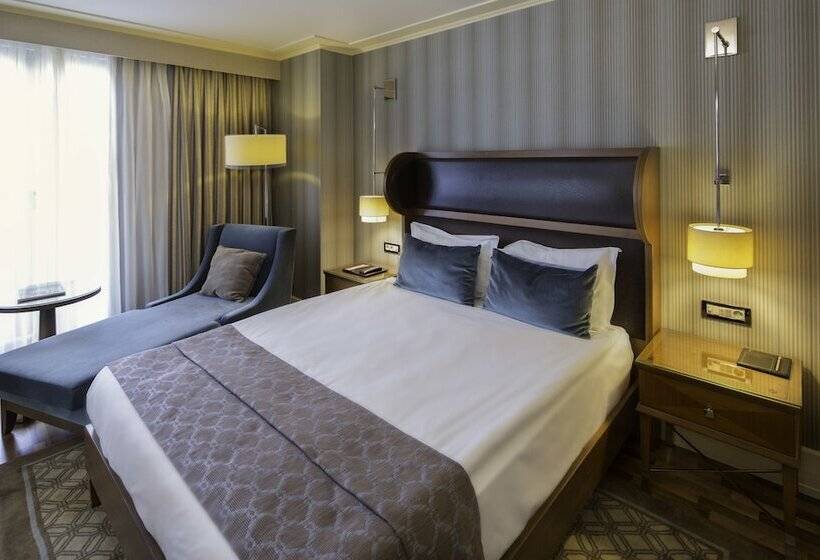 Pokój Deluxe, Titanic City Taksim