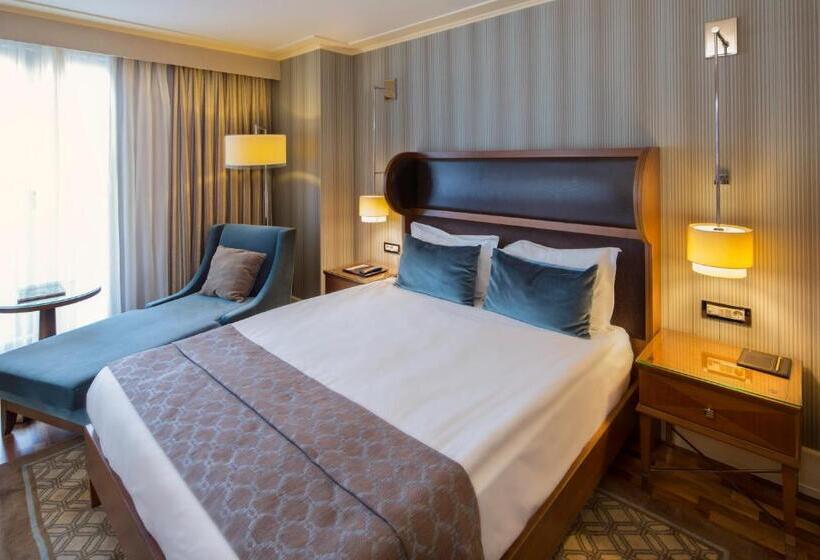 Pokój Deluxe, Titanic City Taksim