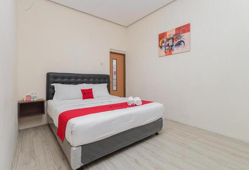 Номер Стандарт, Reddoorz At Wr Supratman Batu