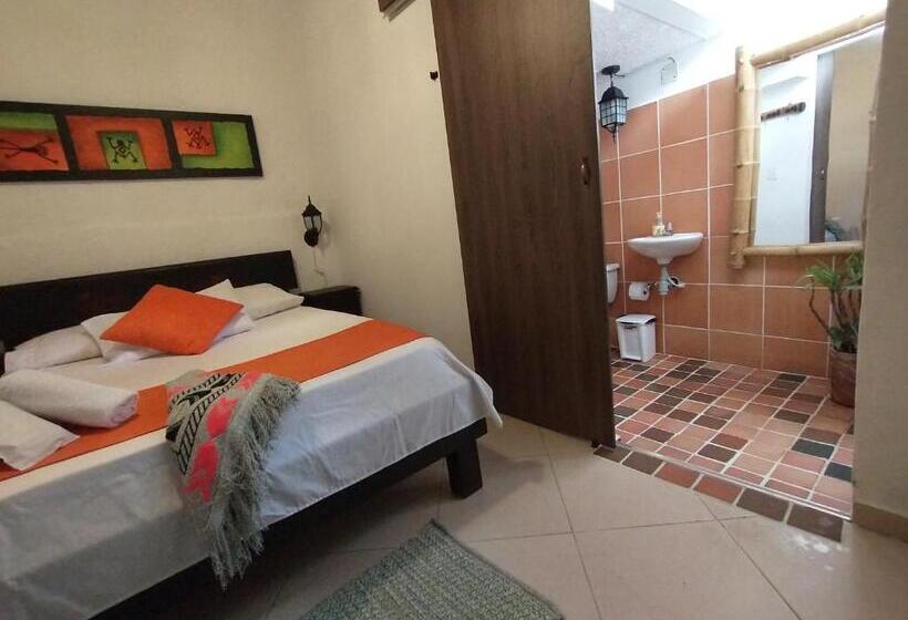 Номер Стандарт, Santander Aleman Hostel