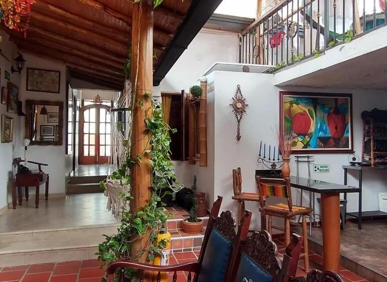 Номер Стандарт, Santander Aleman Hostel