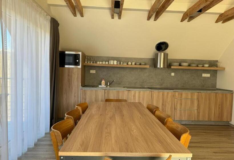 Апартаменты 3 Спальни, Resort Vila Credo