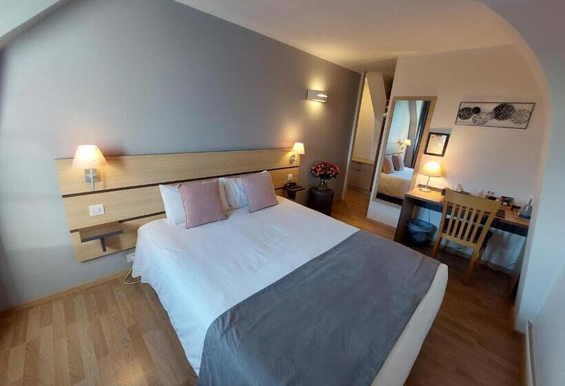 Номер Стандарт, Logis Loire Hotel   Les Cocottes Restaurant