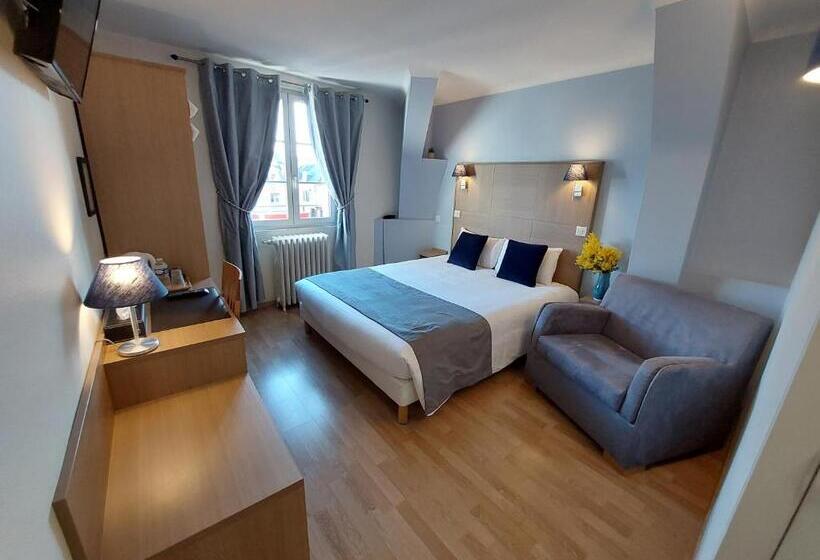 Номер Superior, Logis Loire Hotel   Les Cocottes Restaurant