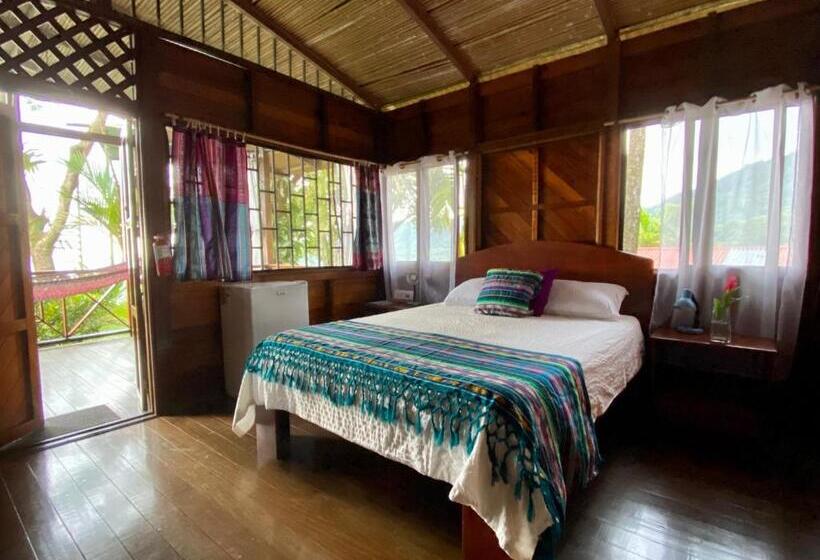 Triple Room Sea View, Pacific Edge Eco Lodge
