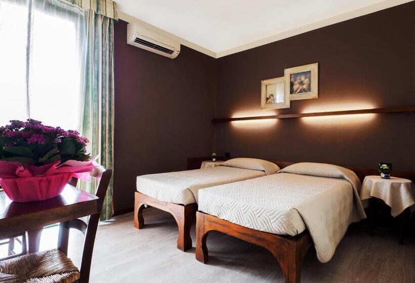 اتاق استاندارد یک نفره, Il Fiordaliso Foresteria
