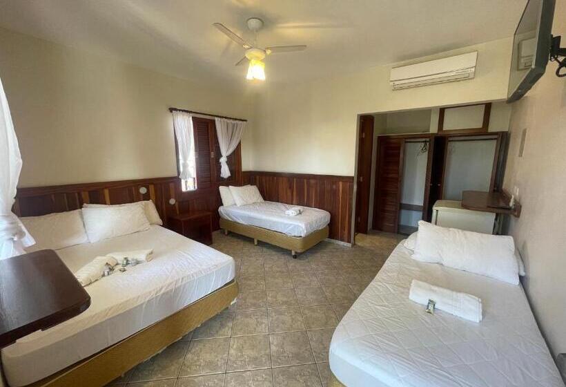 Quarto Quádruplo Estandar, Pousada Recanto Margerie
