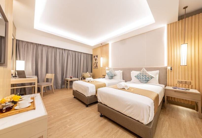 اتاق لوکس, Glenmarie Hotel & Golf Resort