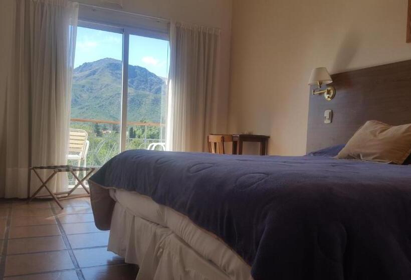 Classic room with balcony, Montecassino