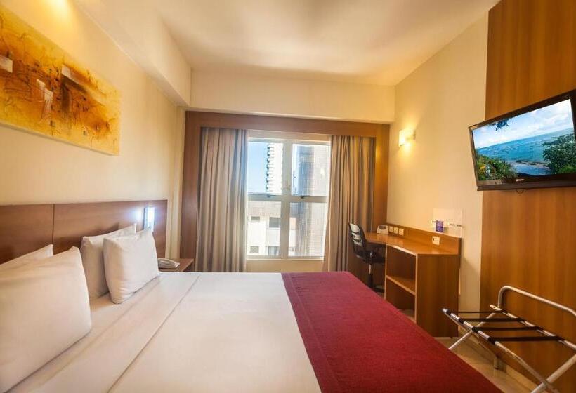 Quarto Estandar Cama King, Praiamar Express