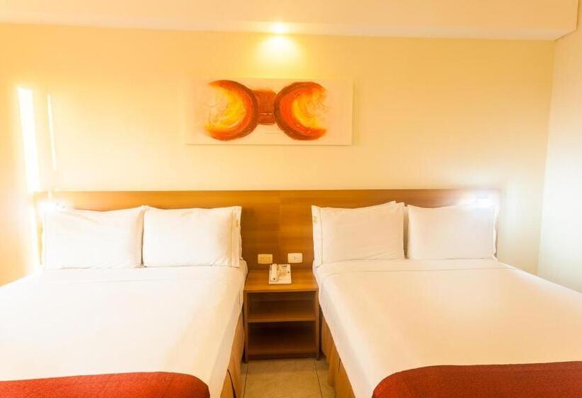 Quarto Estandar 2 Camas Casal, Praiamar Express