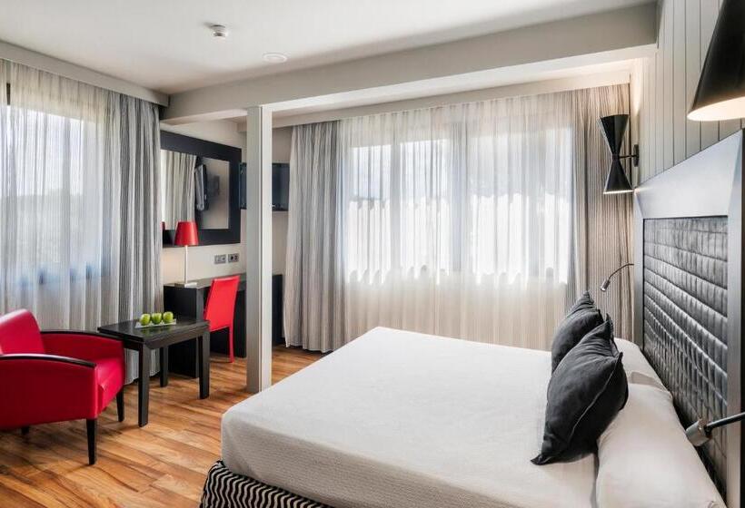Номер Стандарт, Salles Hotel Aeroport De Girona