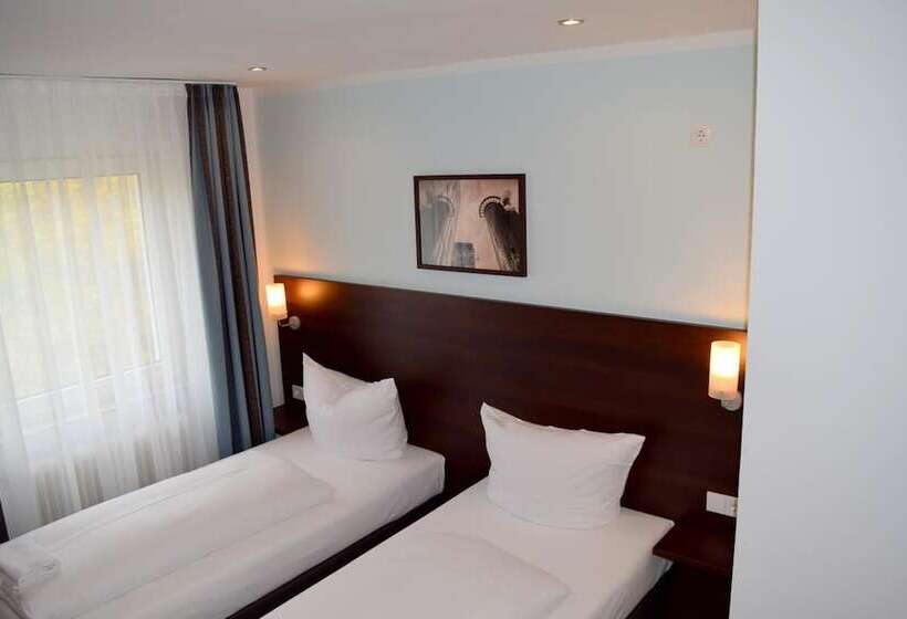 Номер Стандарт, Trip Inn Budget Hotel Messe