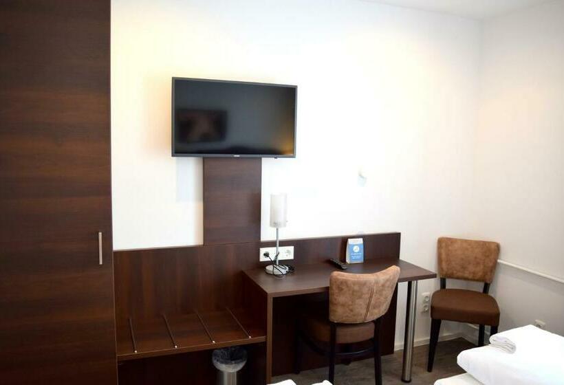 اتاق استاندارد یک نفره, Trip Inn Budget Hotel Messe