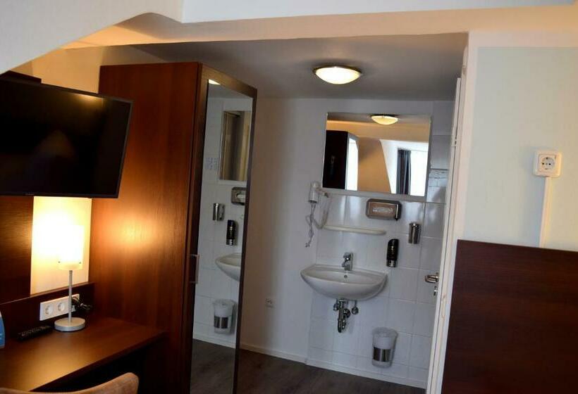 Номер Стандарт Индивидуальный, Trip Inn Budget Hotel Messe