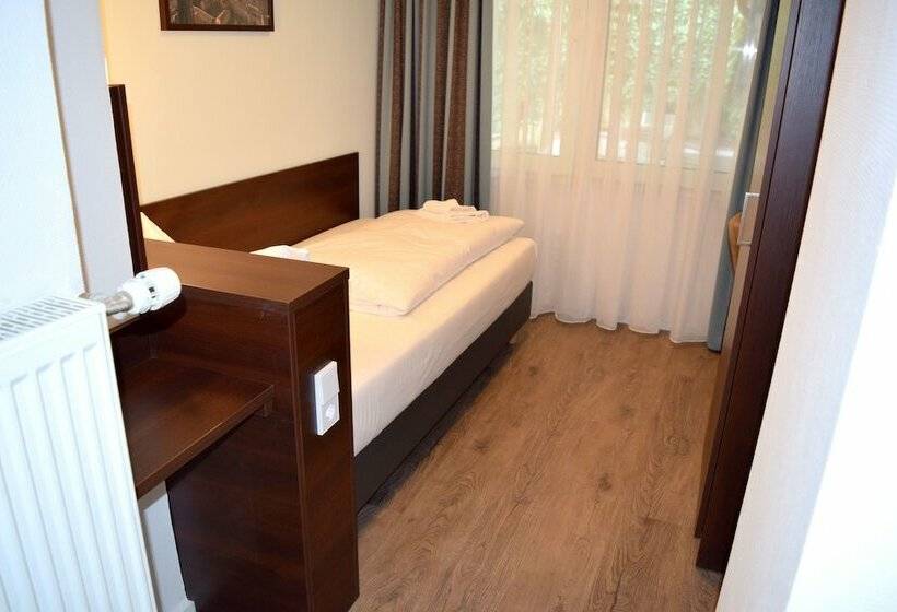 Номер Стандарт Индивидуальный, Trip Inn Budget Hotel Messe