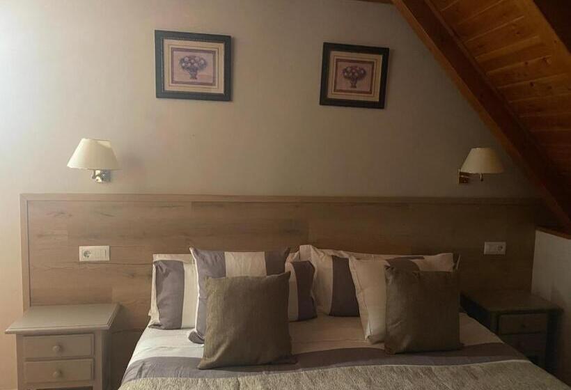 Номер Economy, Hostal Escuils