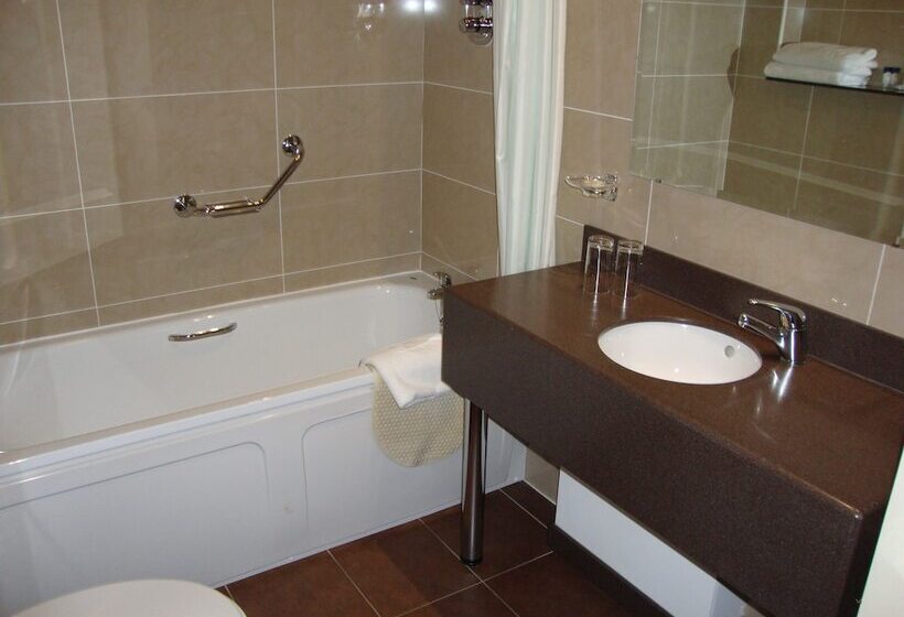 Номер Стандарт, Ard Ri House