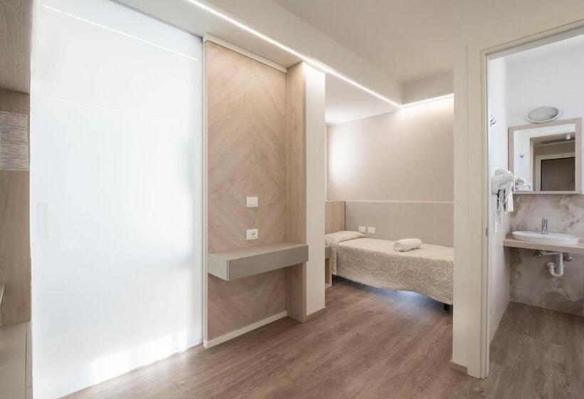 Quarto Triplo Deluxe, Harmony