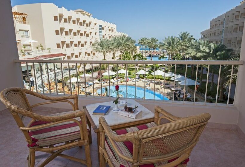 اتاق استاندارد با چشم‌انداز دریا, Sea Star Beau Rivage