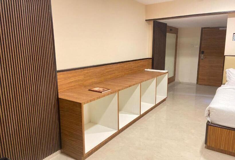 Номер Deluxe, High Rise Regency, Burhanpur