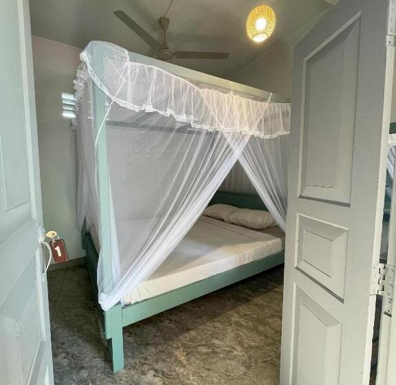 标准间, Hawara Coliving Midigama