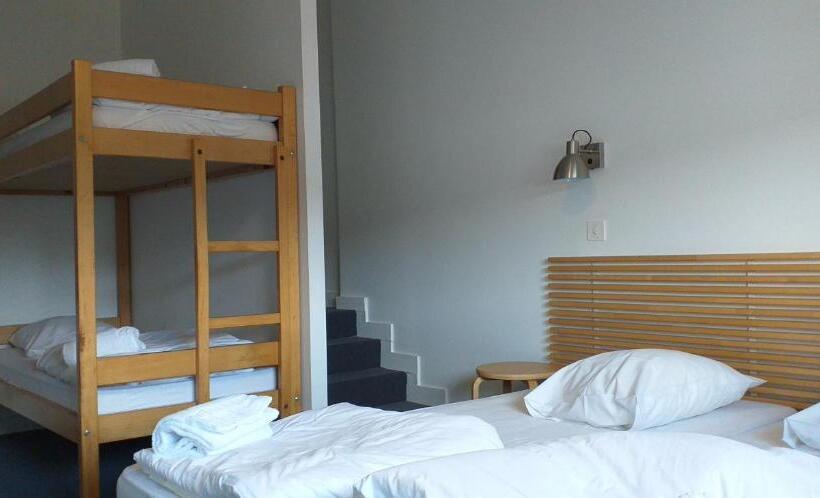 Четырехместный Номер Стандарт, Hostel Les Bois Verts   Les Herbiers