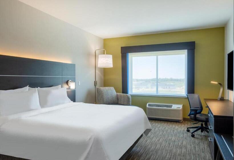 اتاق استاندارد با تخت بزرگ برای معلولان, Holiday Inn Express & Suites   Watertown, An Ihg