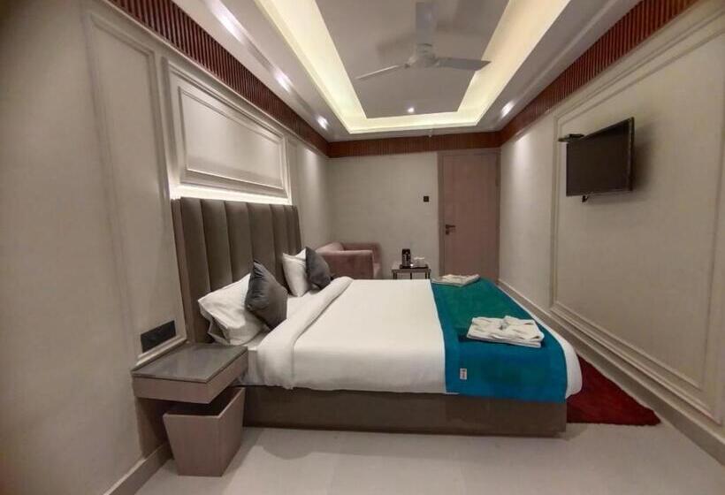 اتاق استاندارد با تخت بزرگ, Gagan Suite