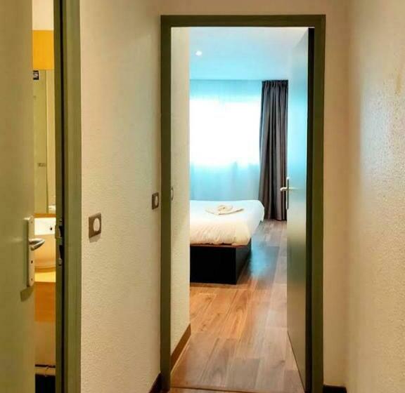 Номер Стандарт, B&b Hotel Cambrai