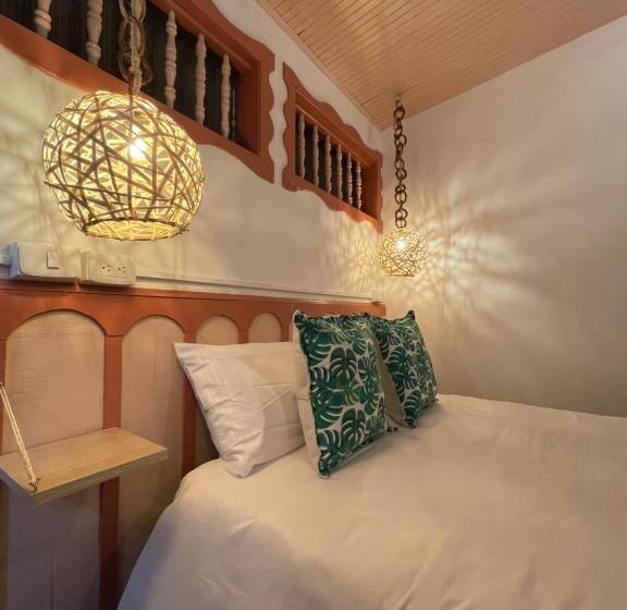 디럭스 룸, Mahalo Hostel