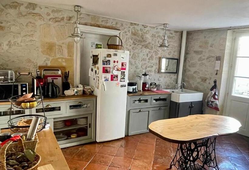 Дом 4 Спальни, Domaine L Amourette
