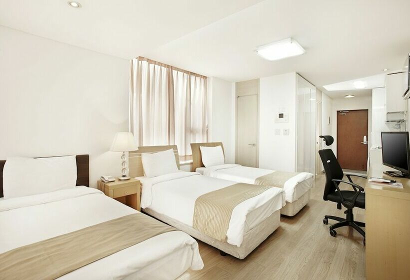 Номер Стандарт Трехместный, Hyundai Residence Seoul