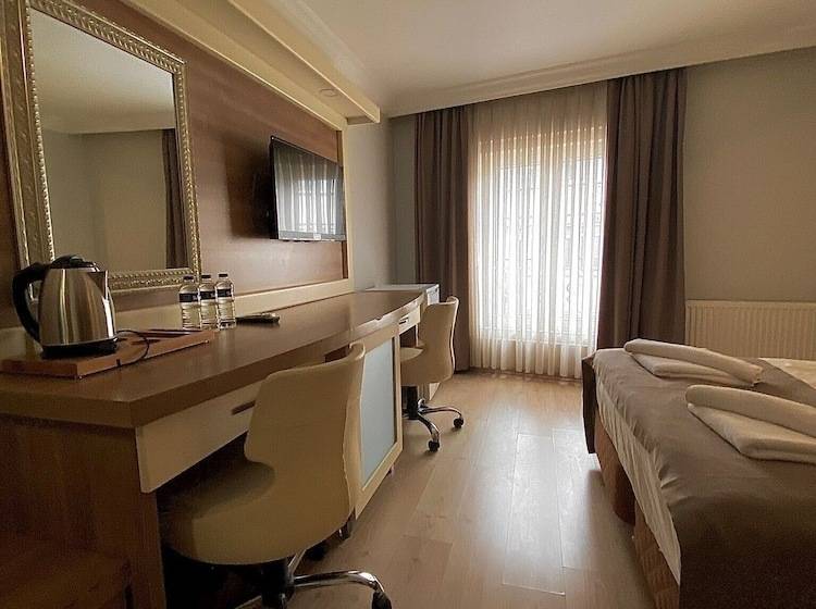 اتاق استاندارد یک نفره, Kafkas Hotel Istanbul