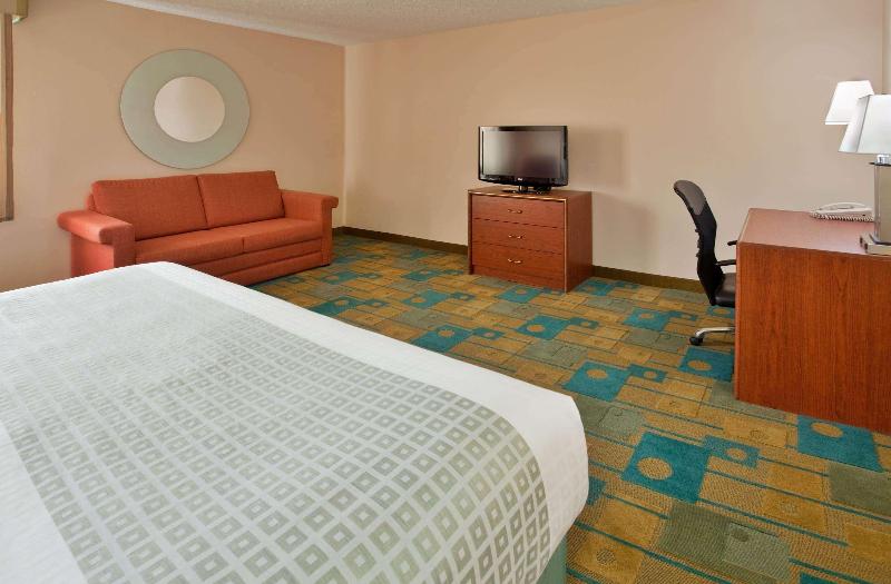 이그제큐티브 스위트 킹침대, La Quinta By Wyndham Des Moines West Clive