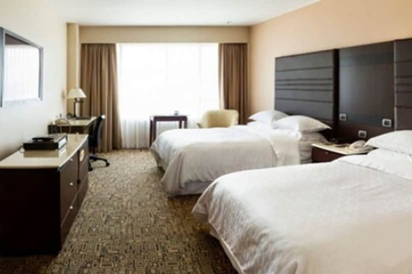 Номер Superior Вид на Город, Sheraton Guayaquil