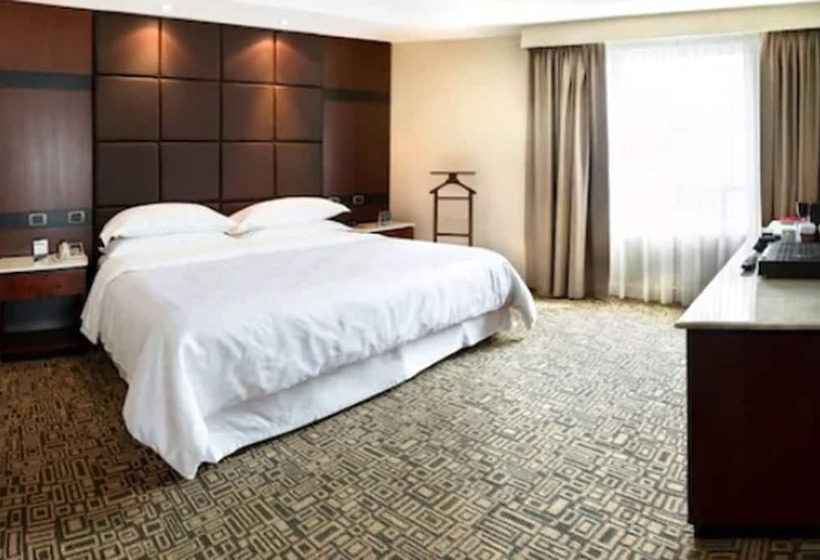 Номер Superior Вид на Город, Sheraton Guayaquil
