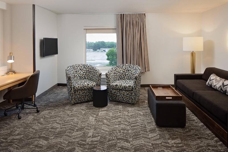 Люкс Кровать Квин, Springhill Suites By Marriott Green Bay