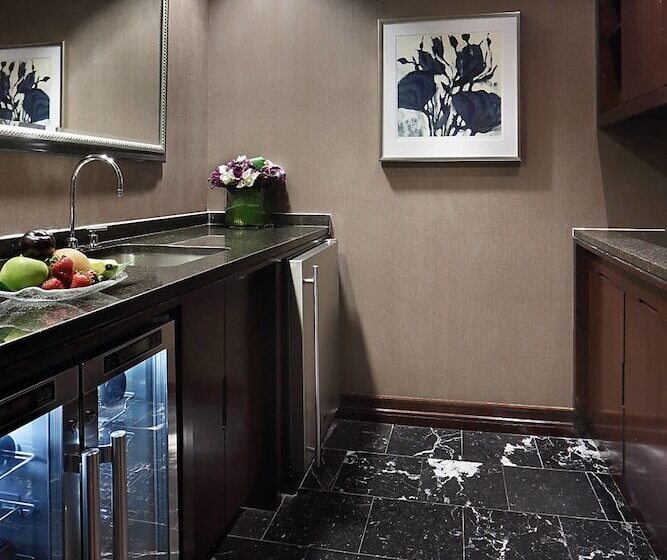 Президентский Люкс, The Liberty, A Luxury Collection Hotel, Boston