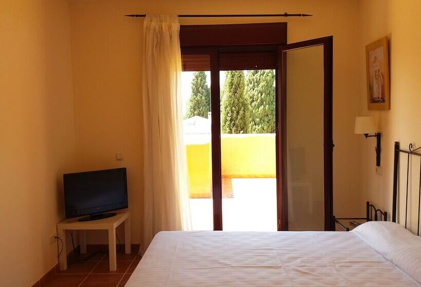 Апартаменты 3 Спальни, Royal Suites Marbella