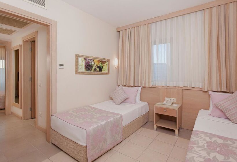 Семейный Номер, Can Garden Resort