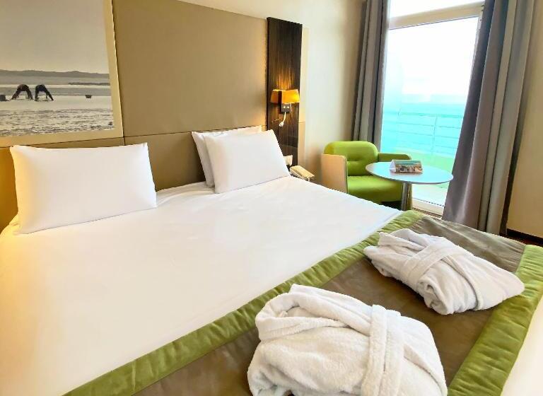 Номер Superior Вид на Море, Mercure Granville Le Grand Large