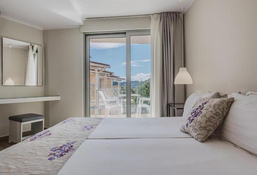 Номер Deluxe с Балконом, Sunrise Zante  Adults Only