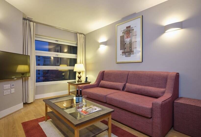 Апартаменты 2 Спальни, Marlin Apartments  London Bridge Empire Square